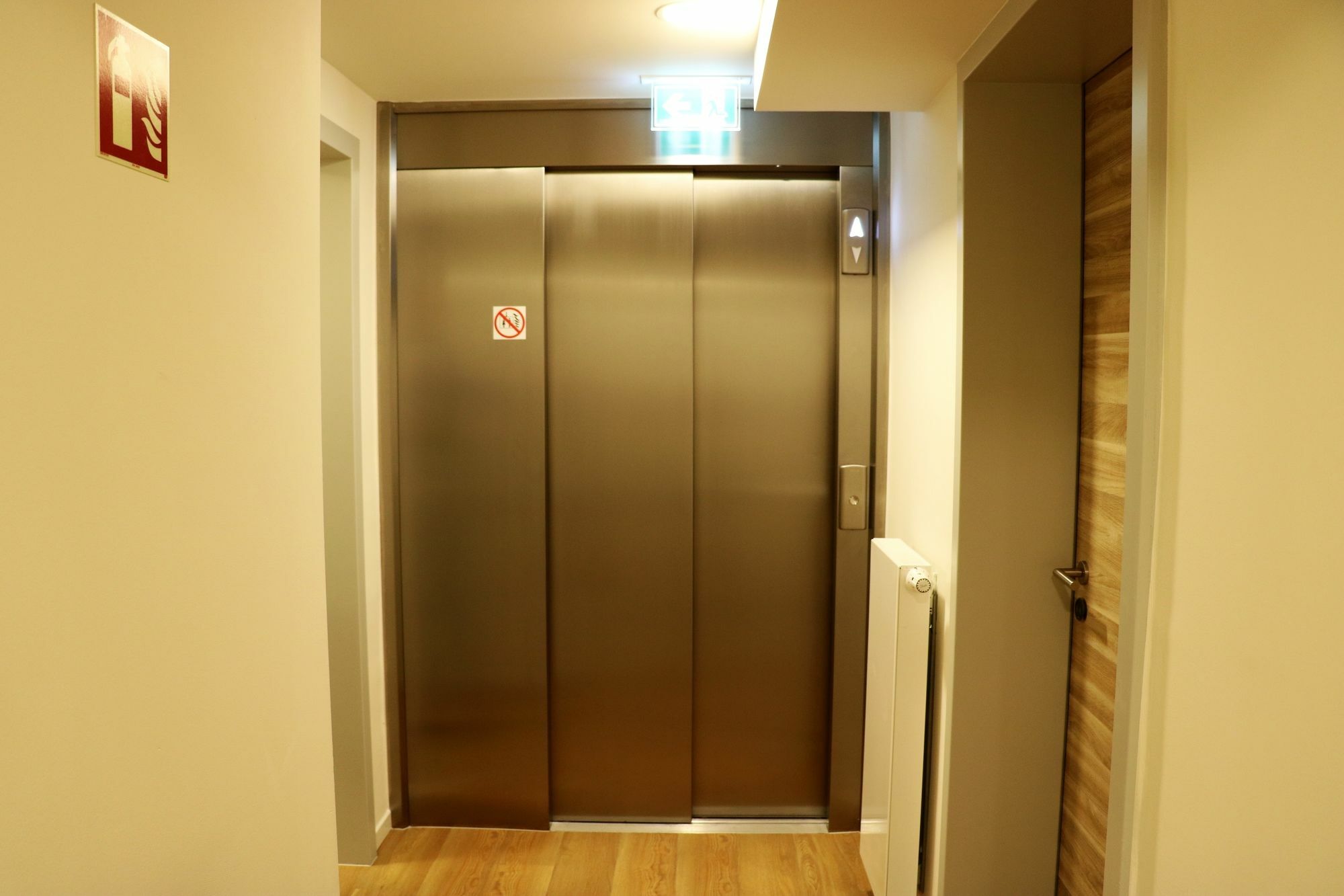 המבורג Signature East Hotel Apartment מראה חיצוני תמונה